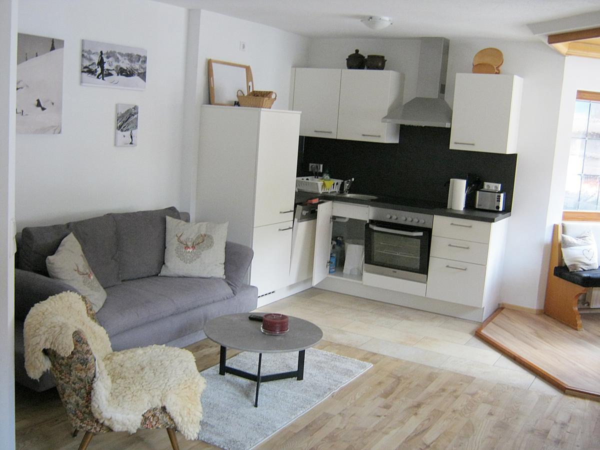 Appartement Mitte Reit im Winkl Bagian luar foto
